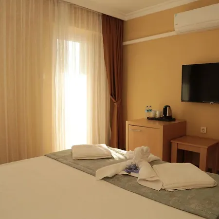 Ξενοδοχείο Merveille Suit-hotel 2*