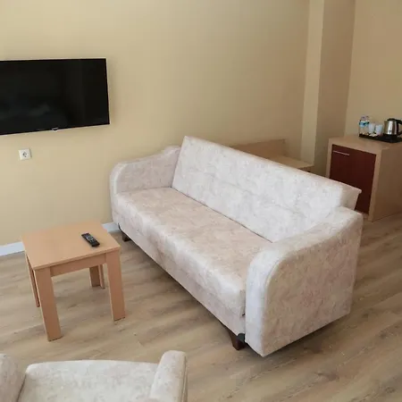 Ξενοδοχείο Merveille Suit-hotel 2*